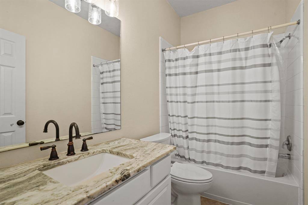 5029 Cedar Spring Drive, Missouri City, TX 77459
