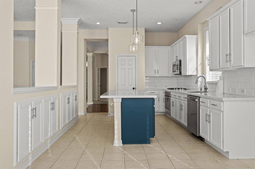 5029 Cedar Spring Drive, Missouri City, TX 77459