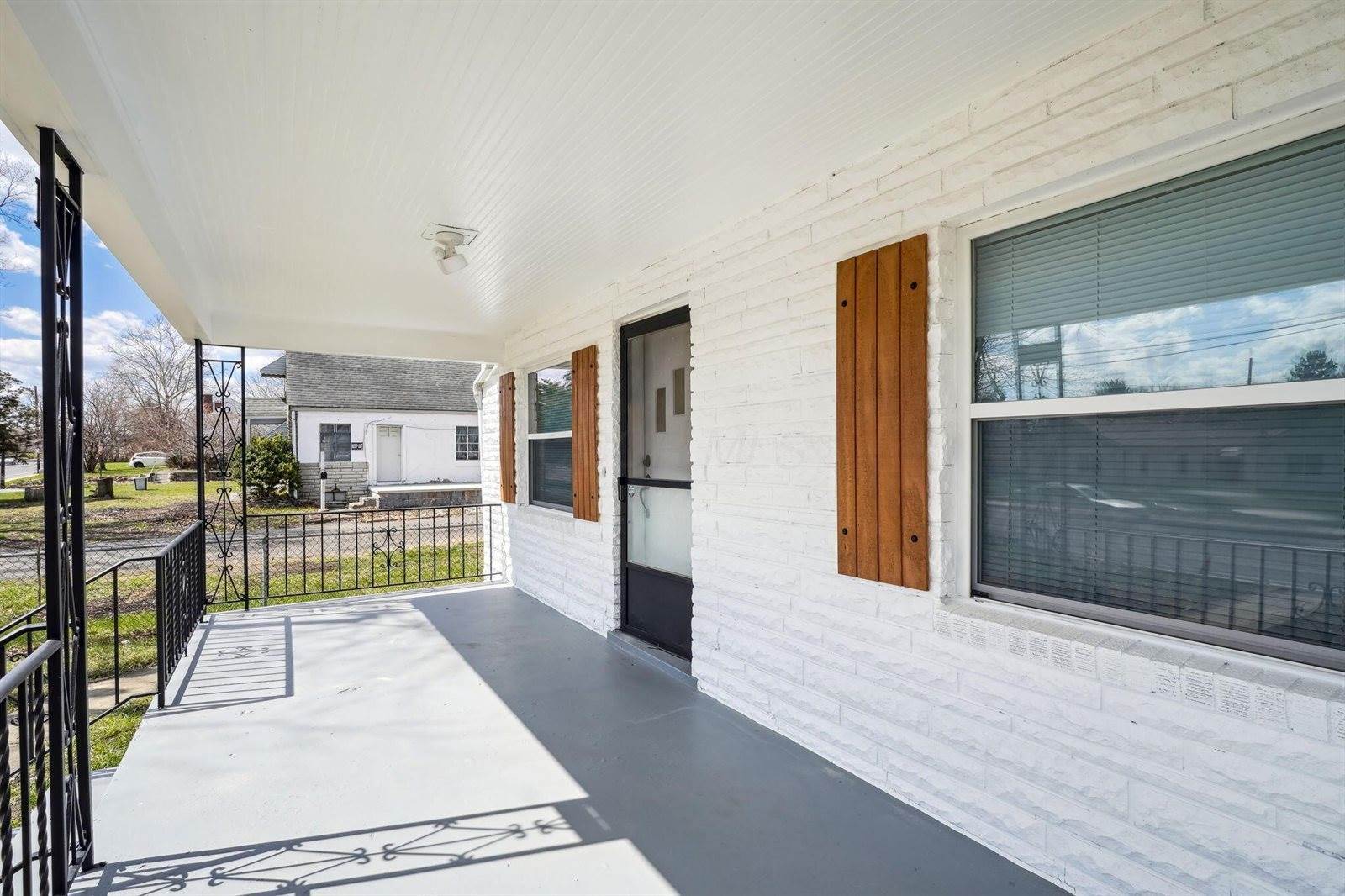 1812 West Mound Street, Columbus, OH 43223