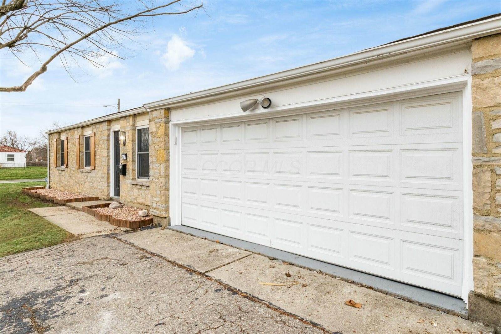 1377 Woodnell Avenue, Columbus, OH 43219