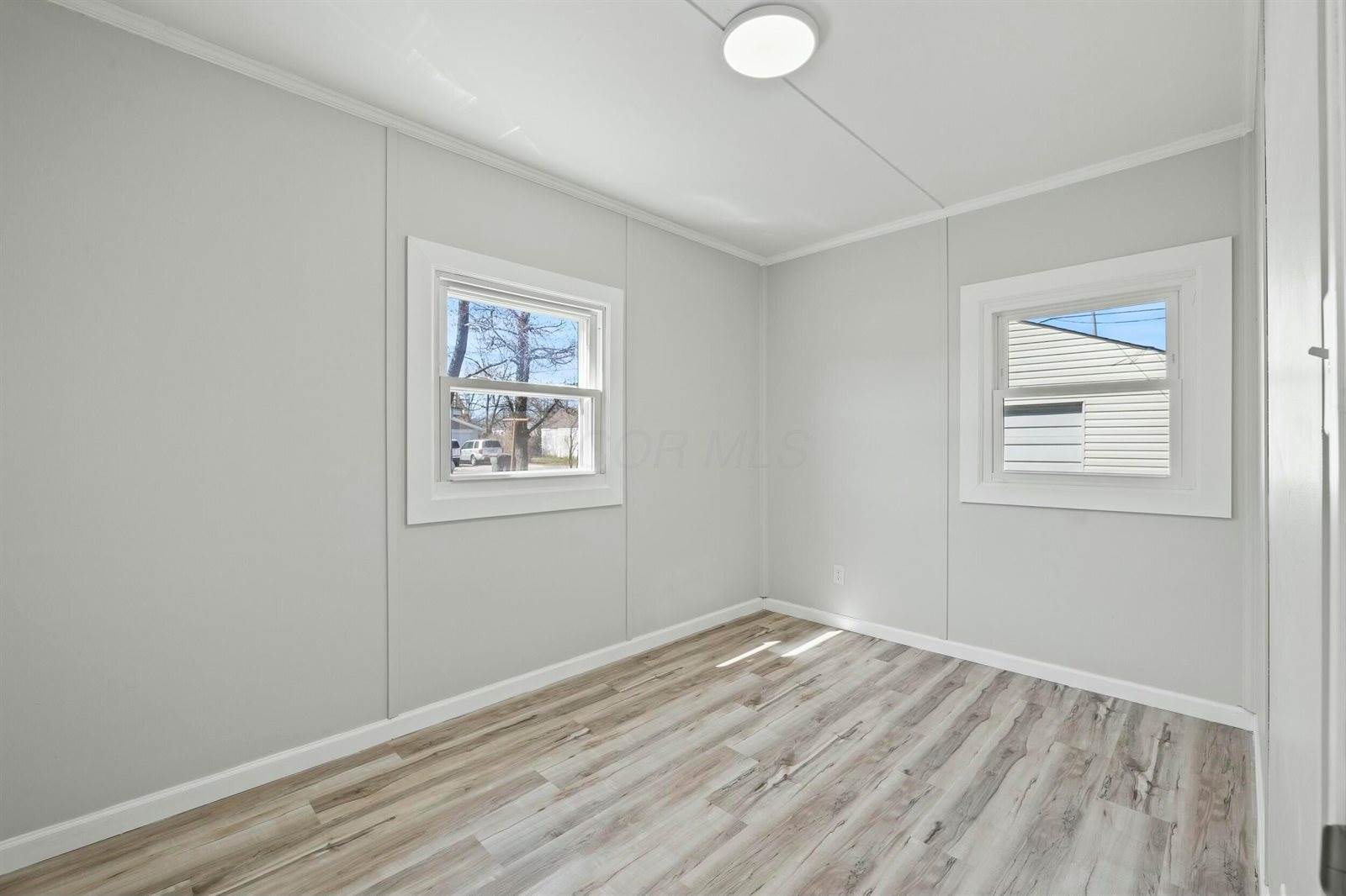 3186 East 12th Avenue, Columbus, OH 43219