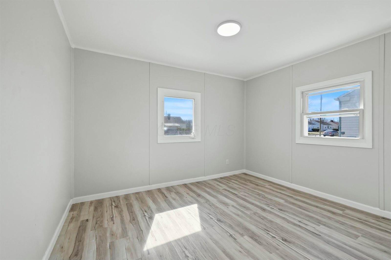 3186 East 12th Avenue, Columbus, OH 43219