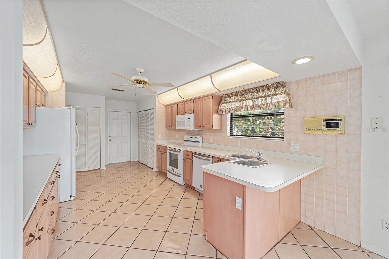 275 North Golf Harbor Path, Inverness, FL 34450