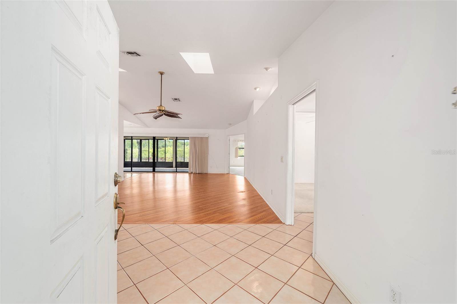 275 North Golf Harbor Path, Inverness, FL 34450