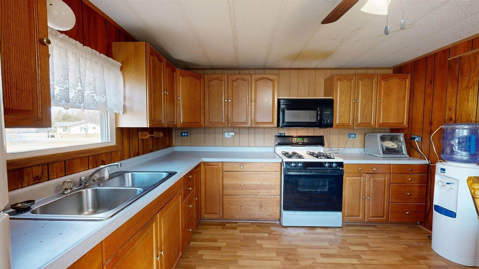 4005 Iberia Ave, Sparta, WI 54653