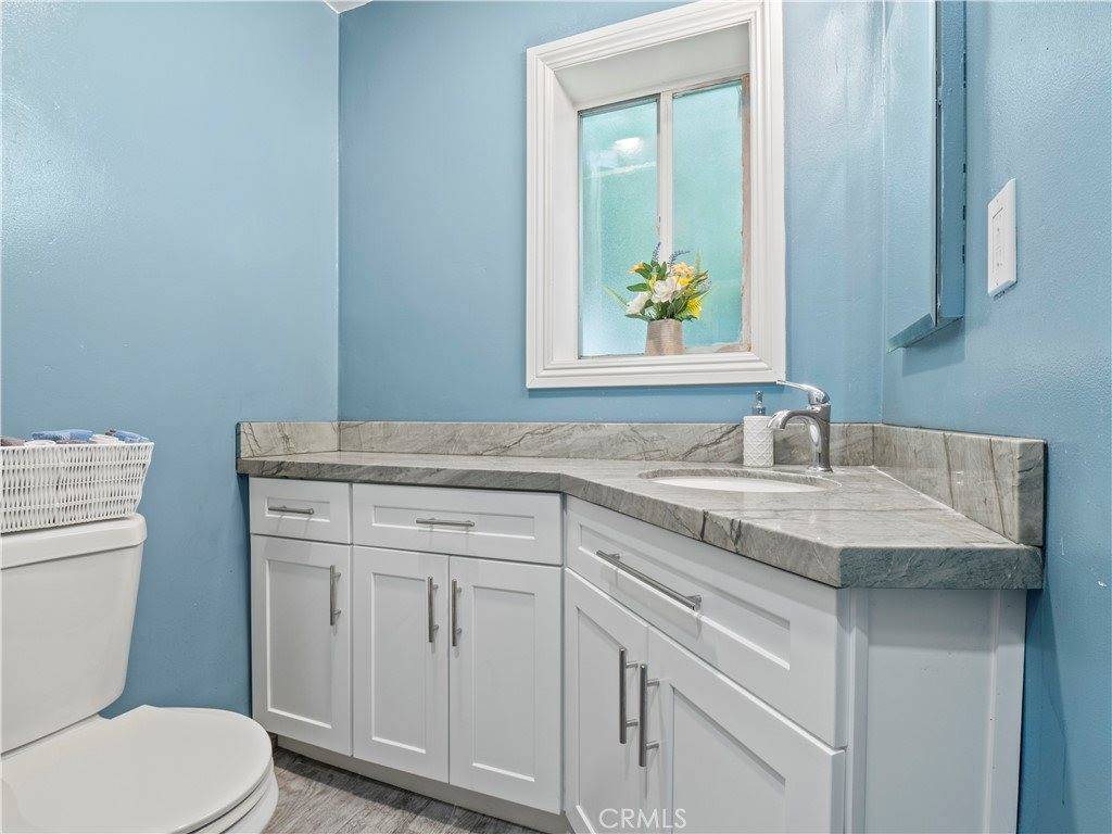 14334 Aztec Street, Sylmar, CA 91342
