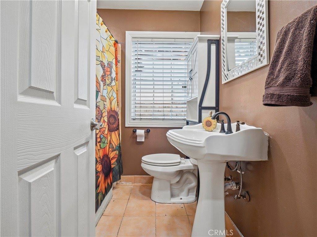 14334 Aztec Street, Sylmar, CA 91342