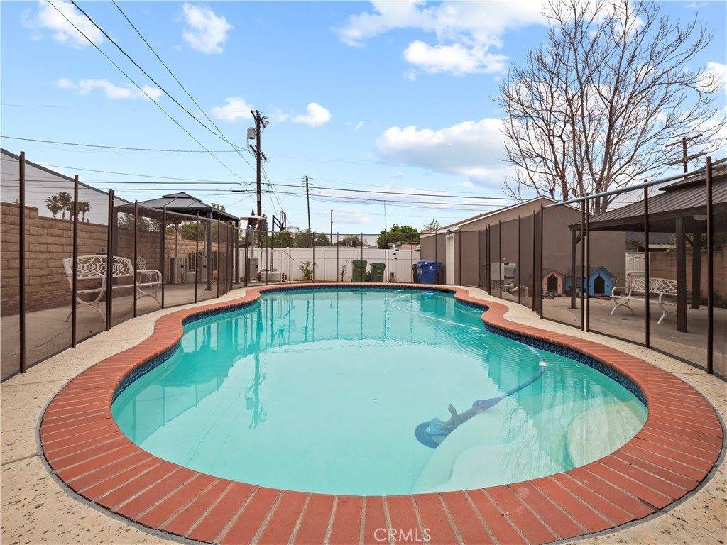 14334 Aztec Street, Sylmar, CA 91342