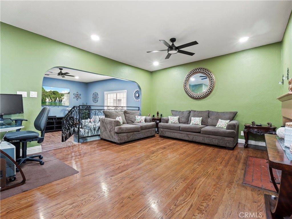 14334 Aztec Street, Sylmar, CA 91342