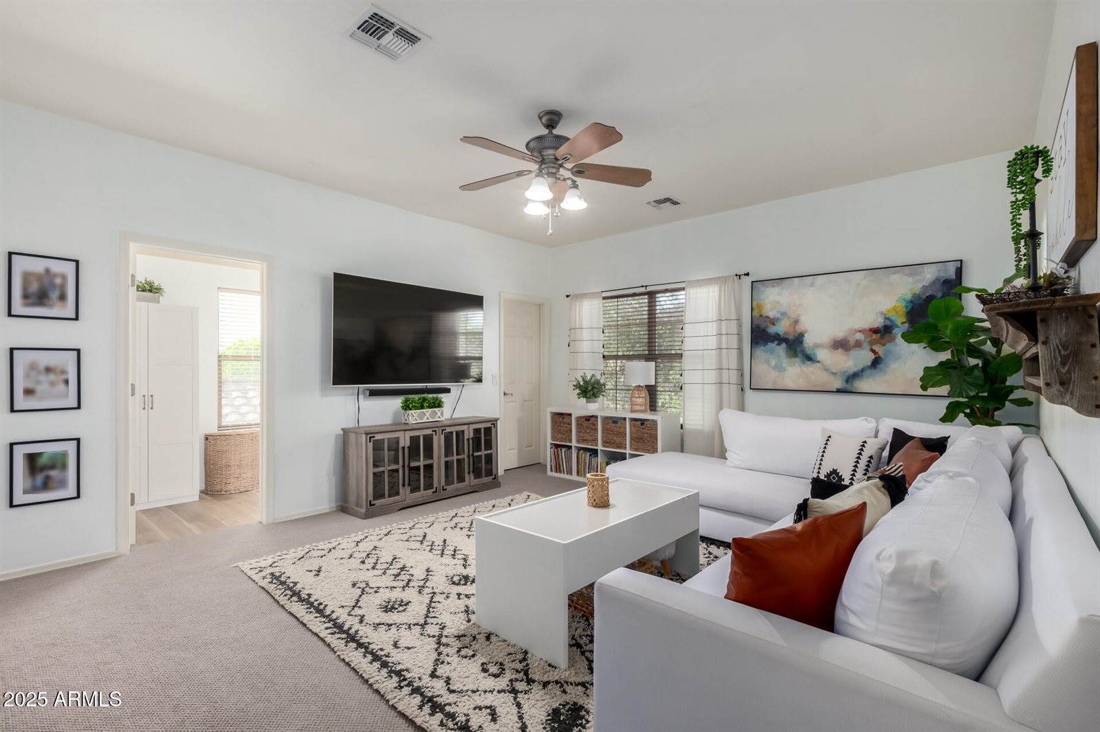 113 West Desert Vista Trail, San Tan Valley, AZ 85143