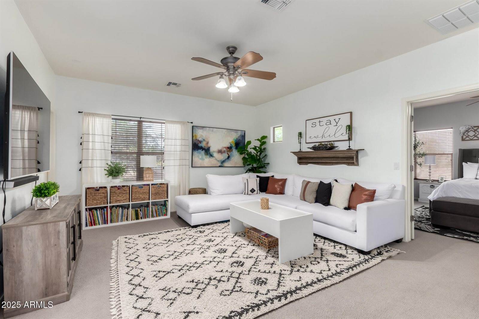 113 West Desert Vista Trail, San Tan Valley, AZ 85143