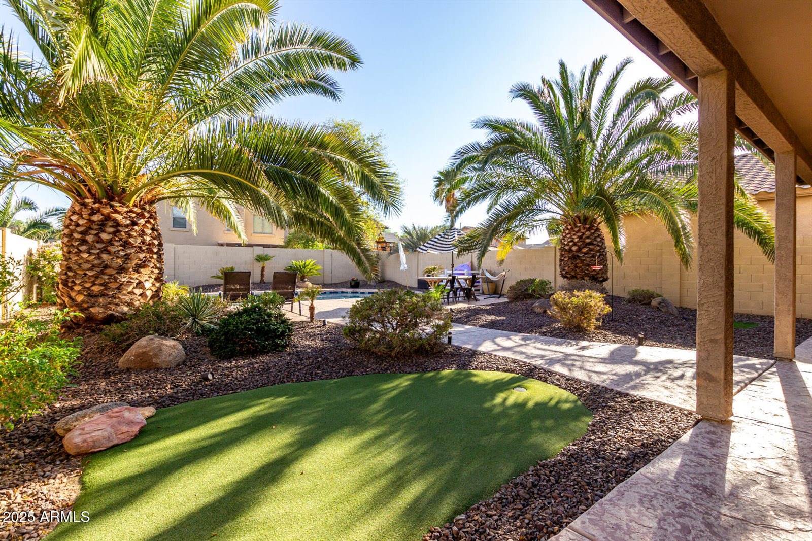113 West Desert Vista Trail, San Tan Valley, AZ 85143