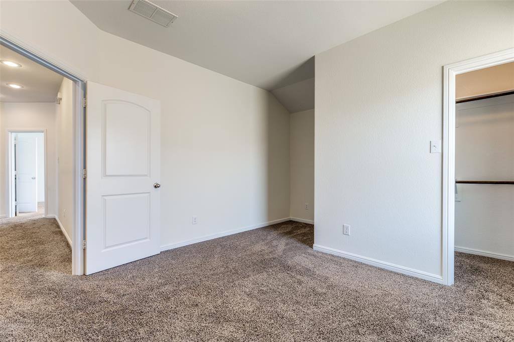 720 Kelley Court, Fort Worth, TX 76120