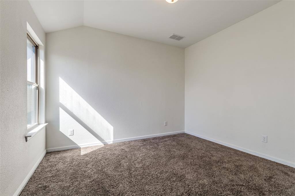 720 Kelley Court, Fort Worth, TX 76120
