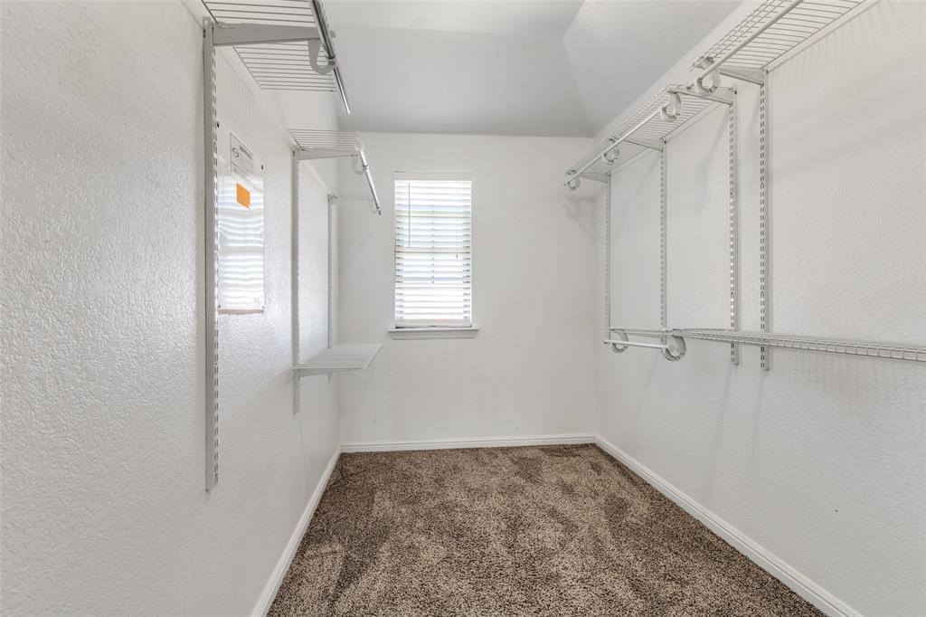 720 Kelley Court, Fort Worth, TX 76120