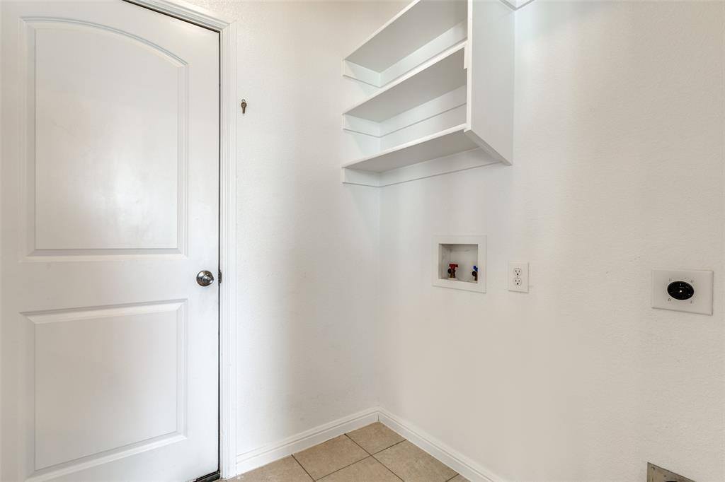 720 Kelley Court, Fort Worth, TX 76120