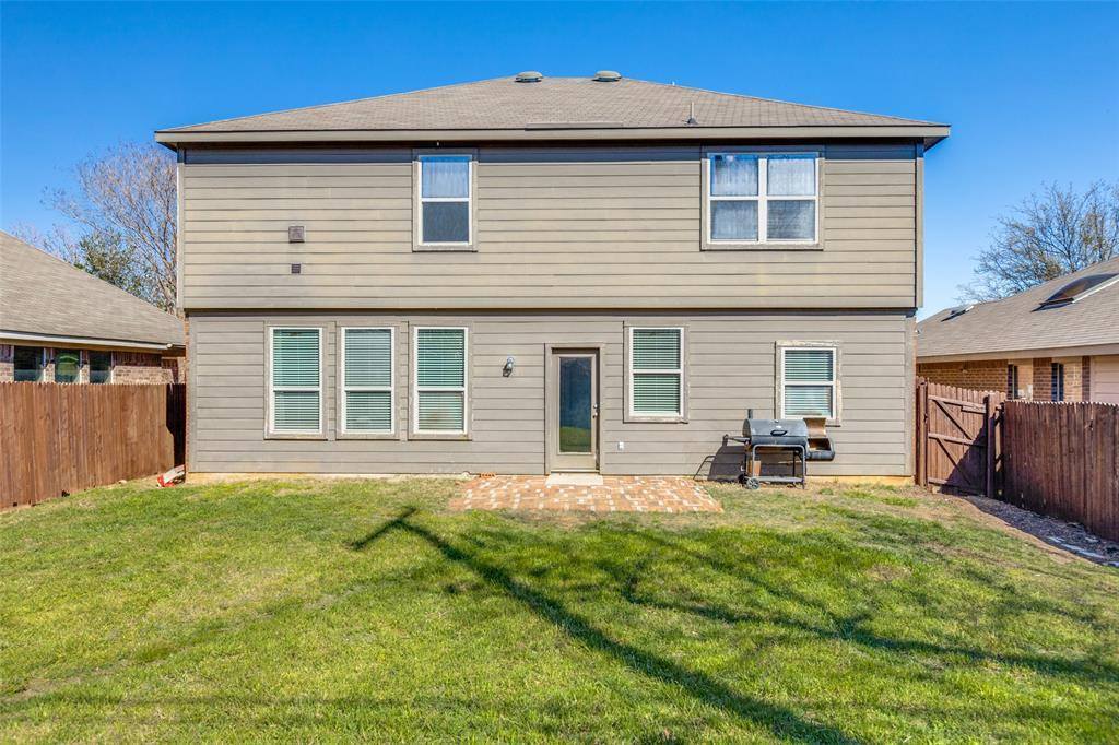 720 Kelley Court, Fort Worth, TX 76120