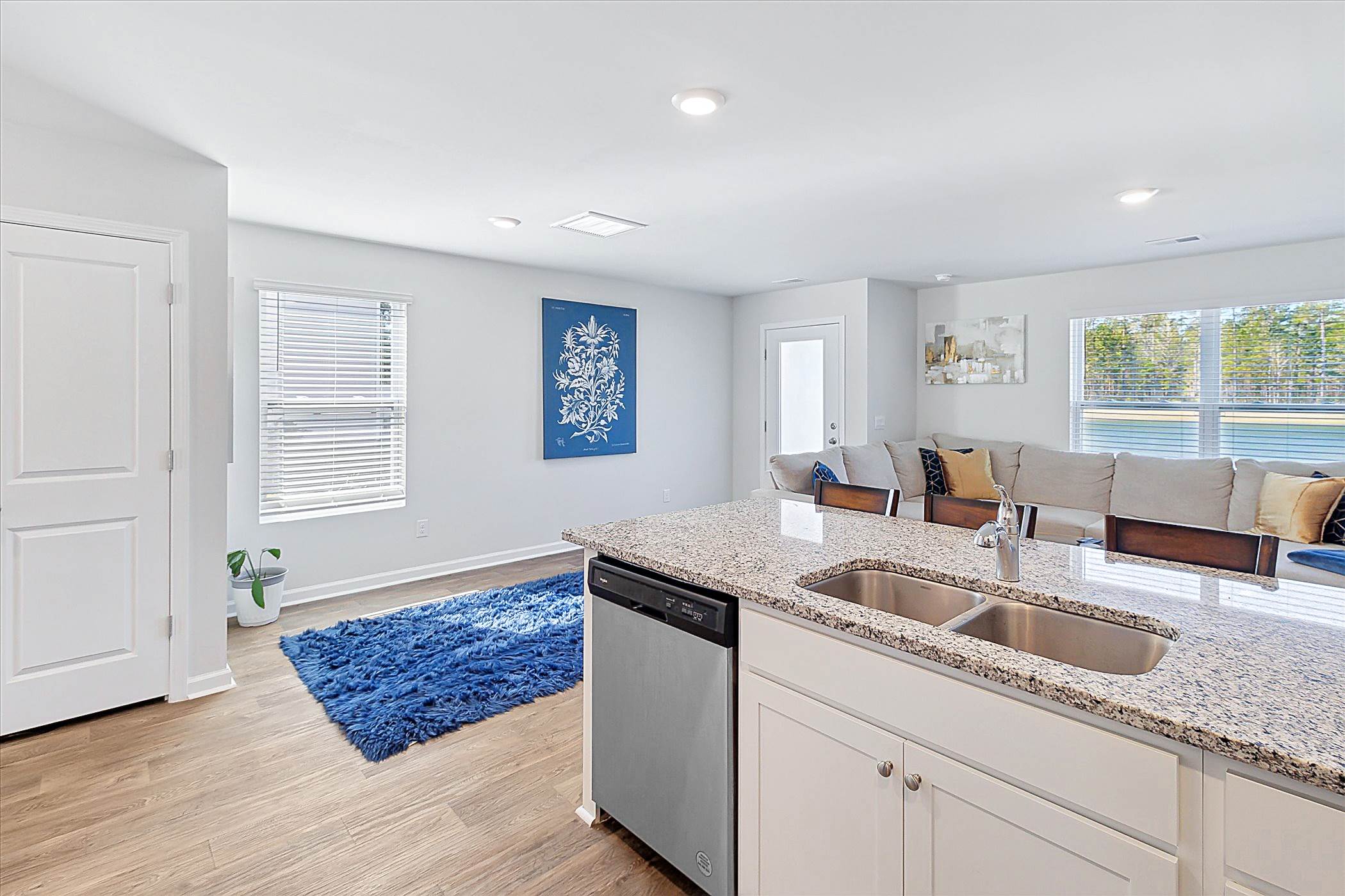 443 Salvia Rd, Bloomingdale, GA 31302