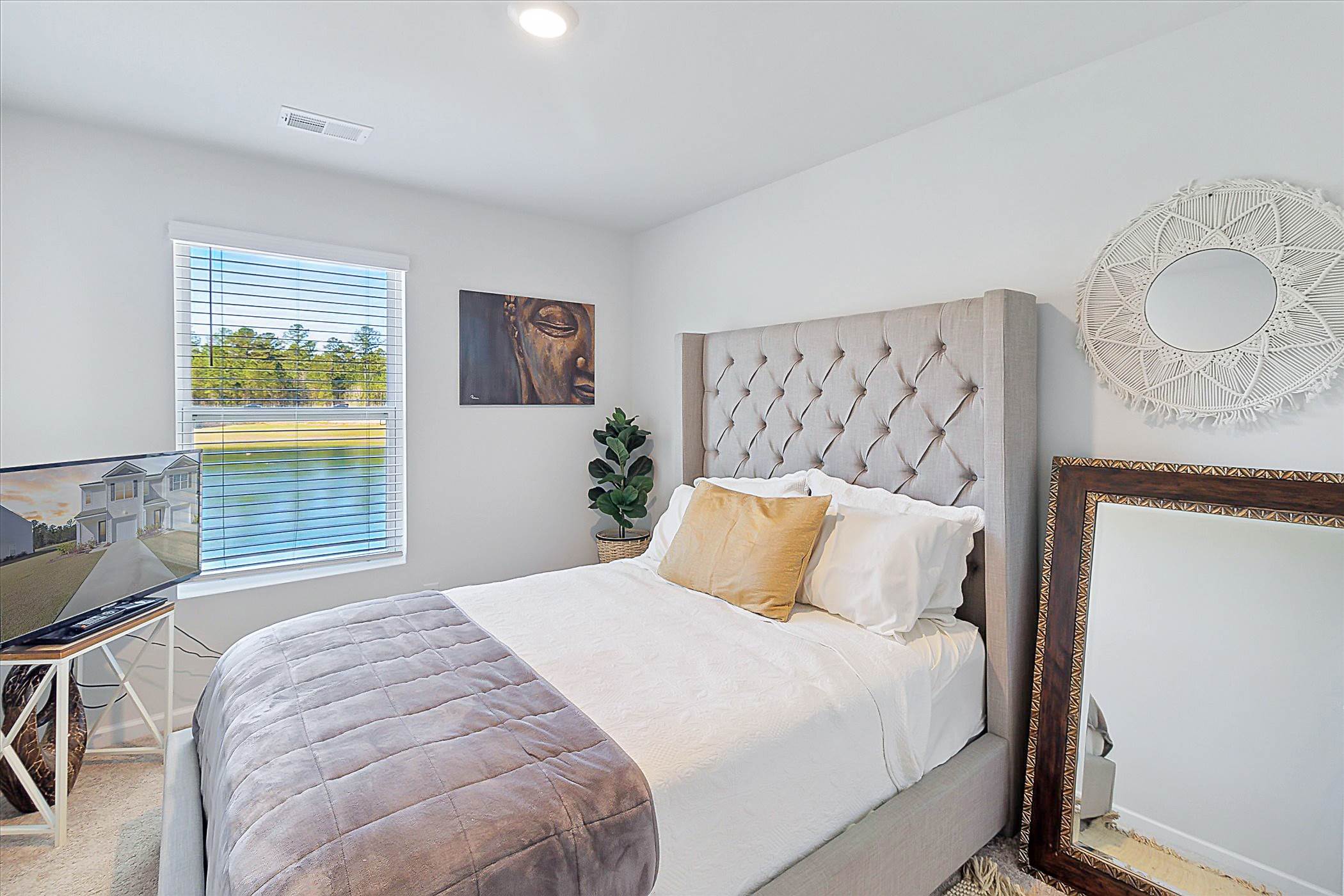 443 Salvia Rd, Bloomingdale, GA 31302