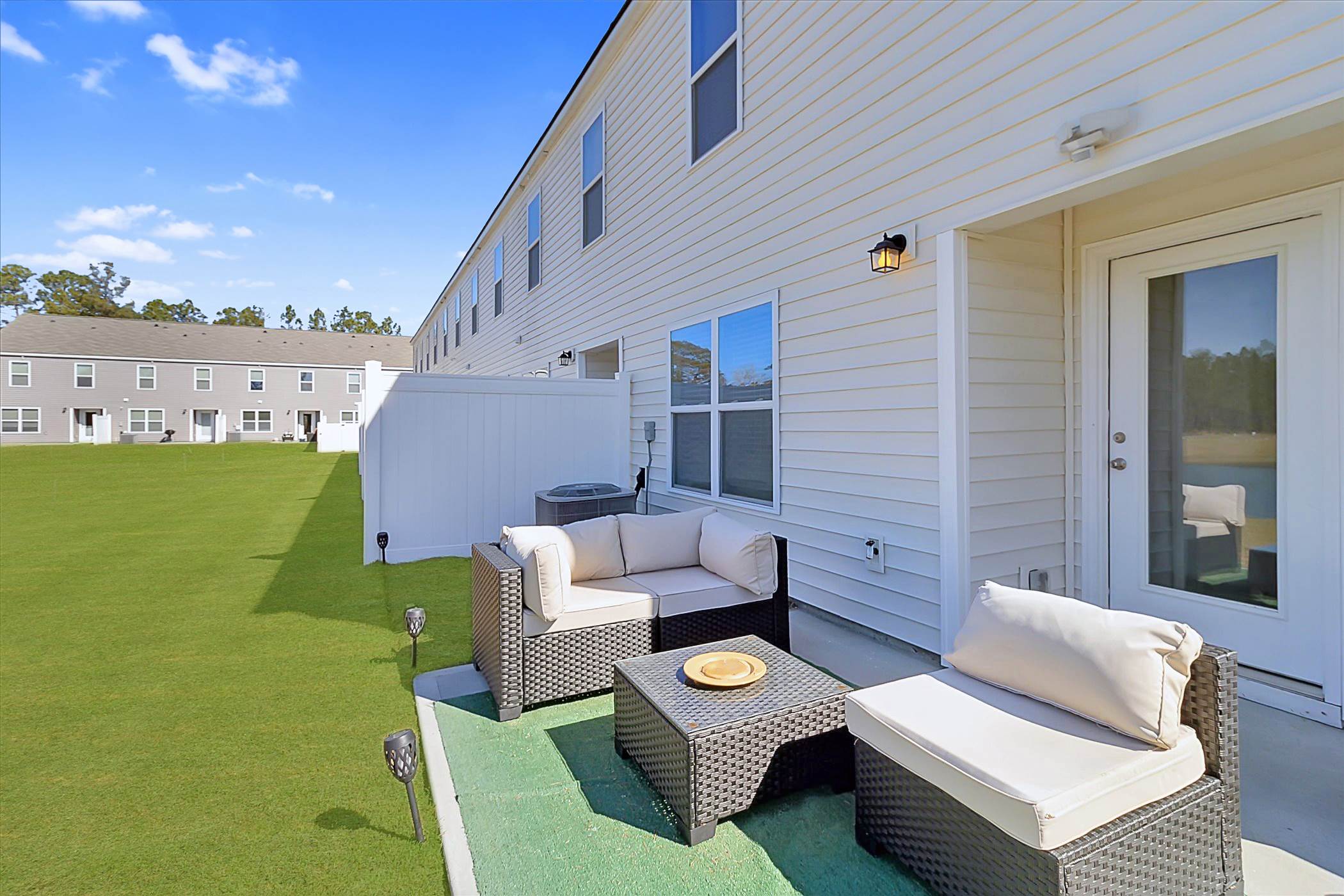 443 Salvia Rd, Bloomingdale, GA 31302