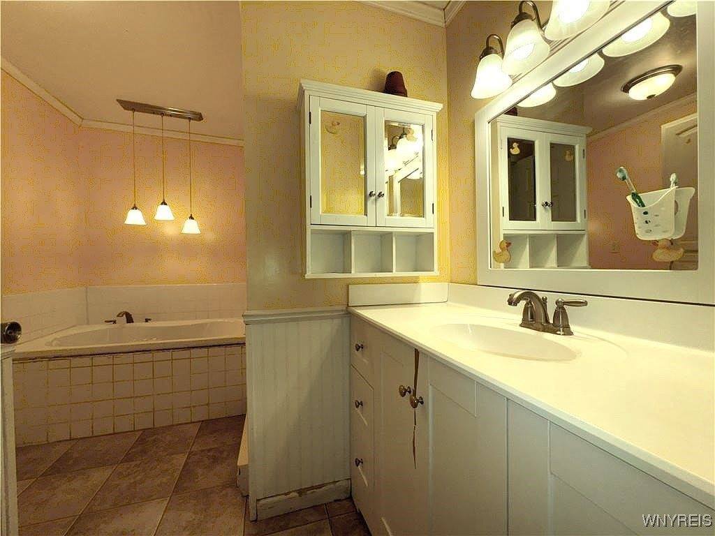 407 North St, Arcade, NY 14009