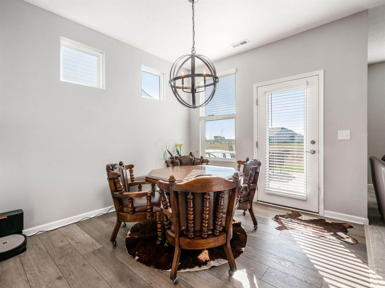 6647 Cat Singer Circle South, Hilliard, OH 43026