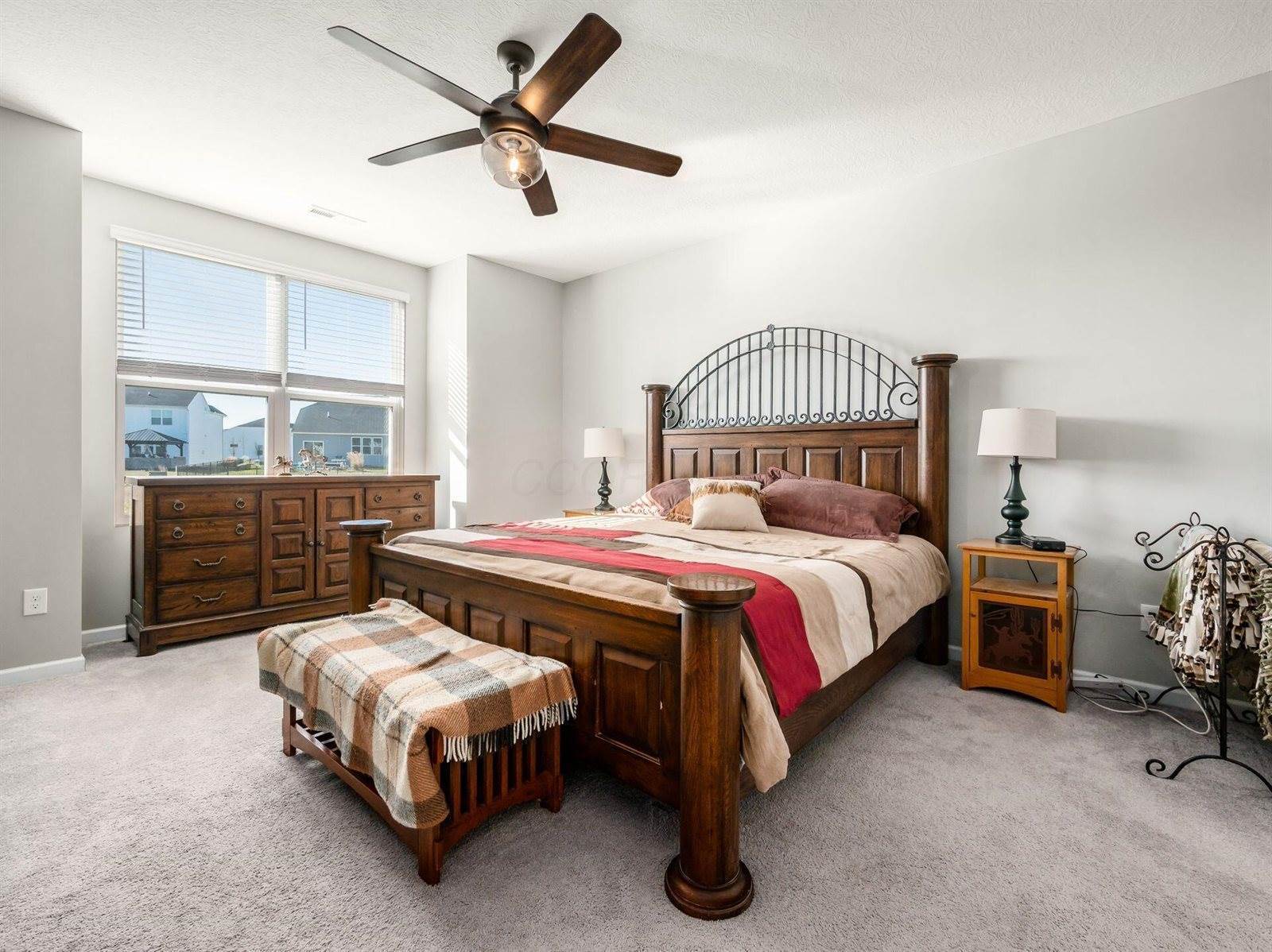 6647 Cat Singer Circle South, Hilliard, OH 43026
