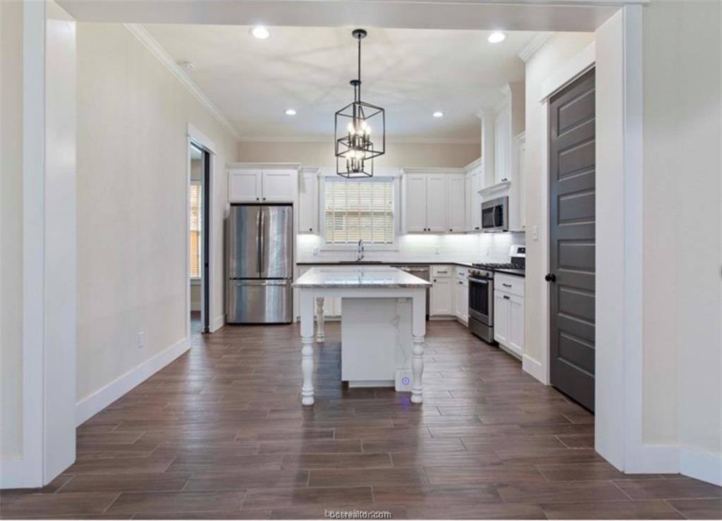 4002 Heru Court, College Station, TX 77845