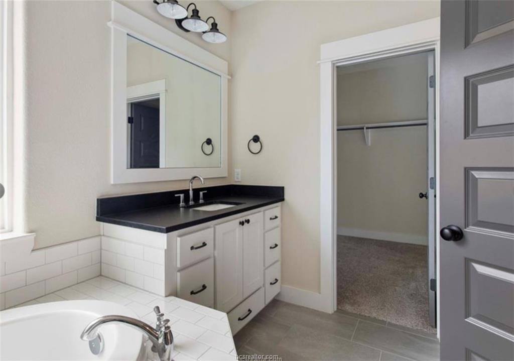 4002 Heru Court, College Station, TX 77845