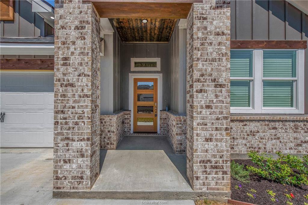 2808 Spector Drive, Bryan, TX 77808