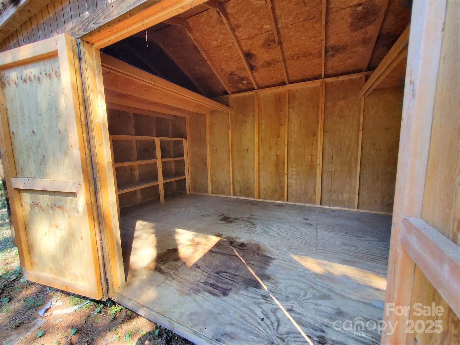 28 Plemmons Street, Canton, NC 28716