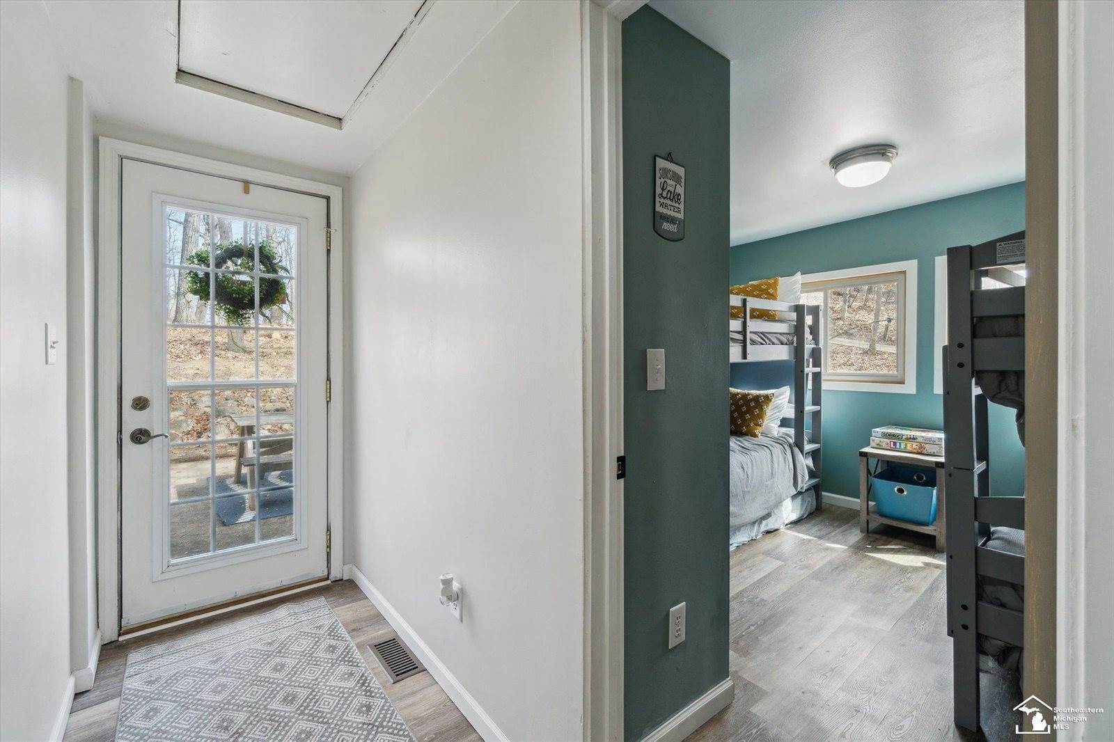 2118 Timber Lane, Brooklyn, MI 49230