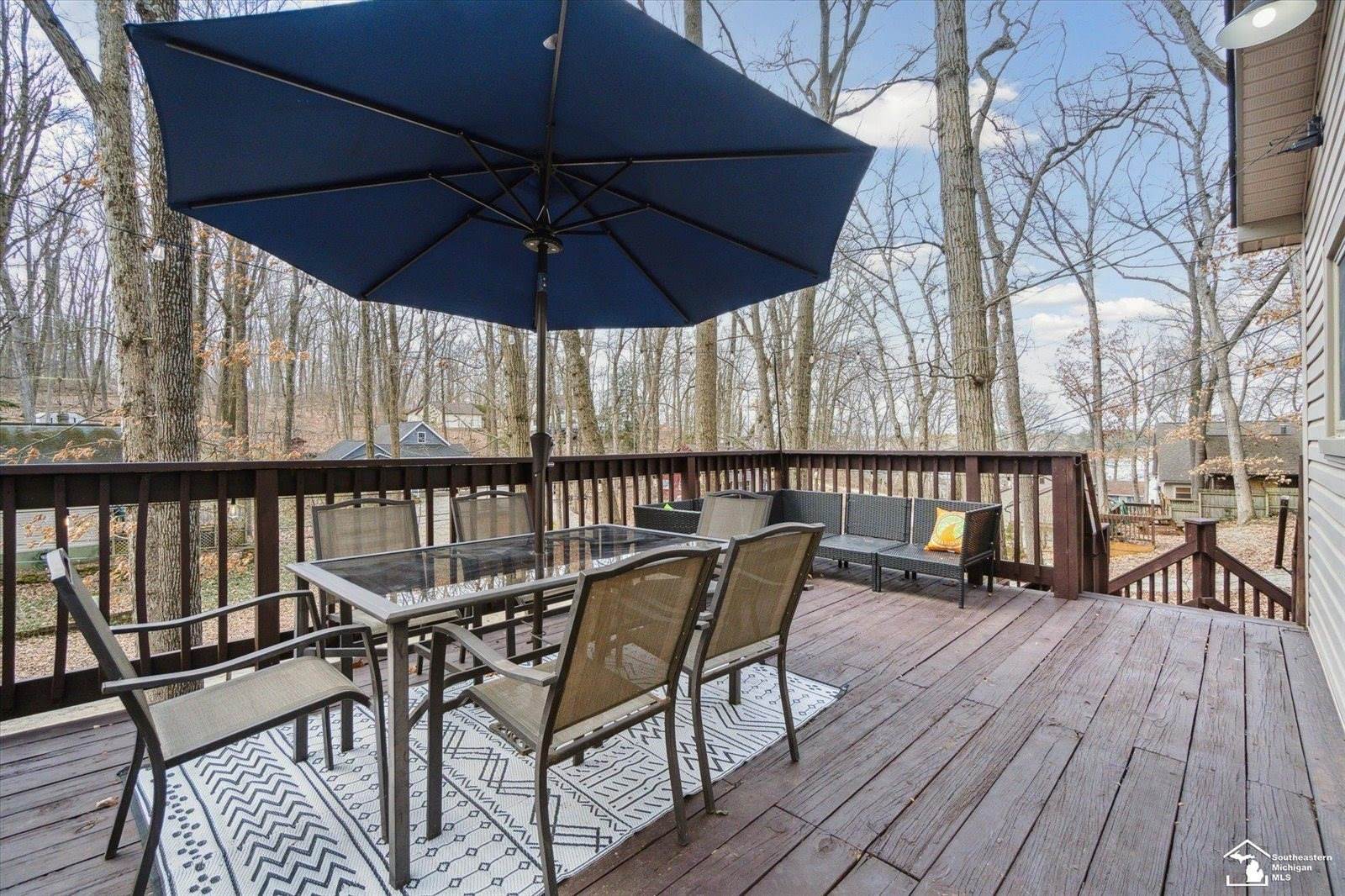 2118 Timber Lane, Brooklyn, MI 49230