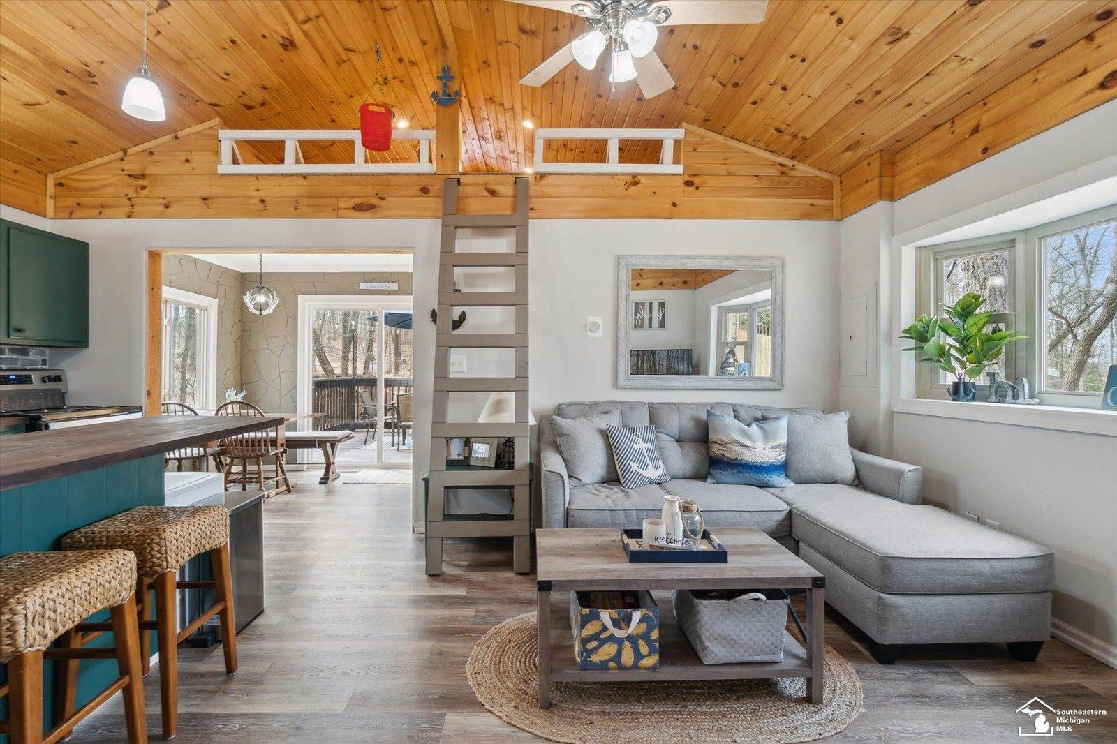 2118 Timber Lane, Brooklyn, MI 49230