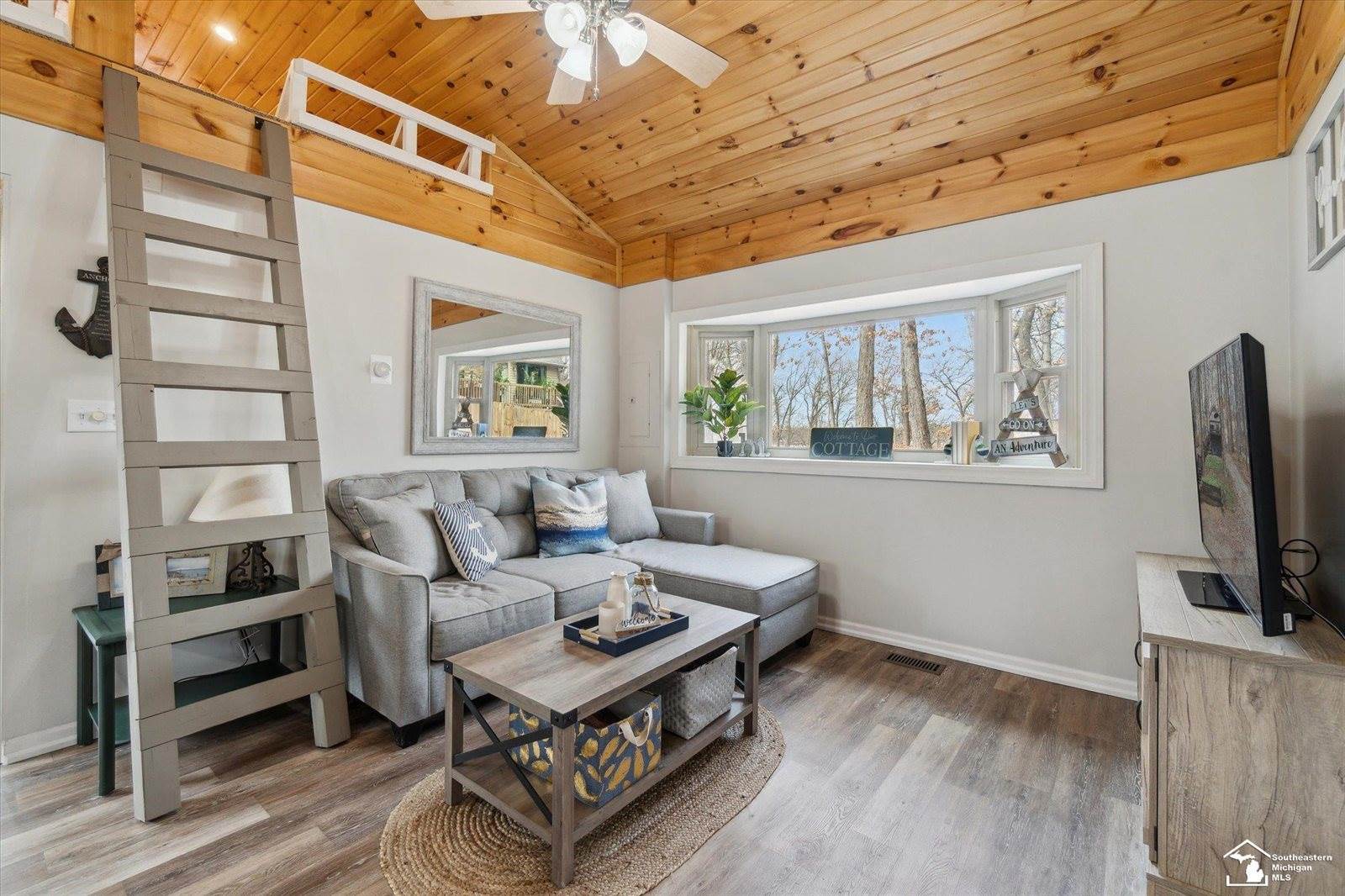 2118 Timber Lane, Brooklyn, MI 49230