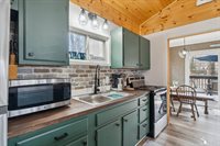 2118 Timber Lane, Brooklyn, MI 49230