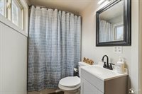 2118 Timber Lane, Brooklyn, MI 49230