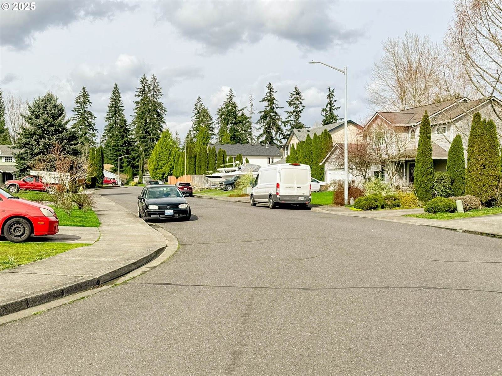 415 SE 8TH St, BattleGround, WA 98604