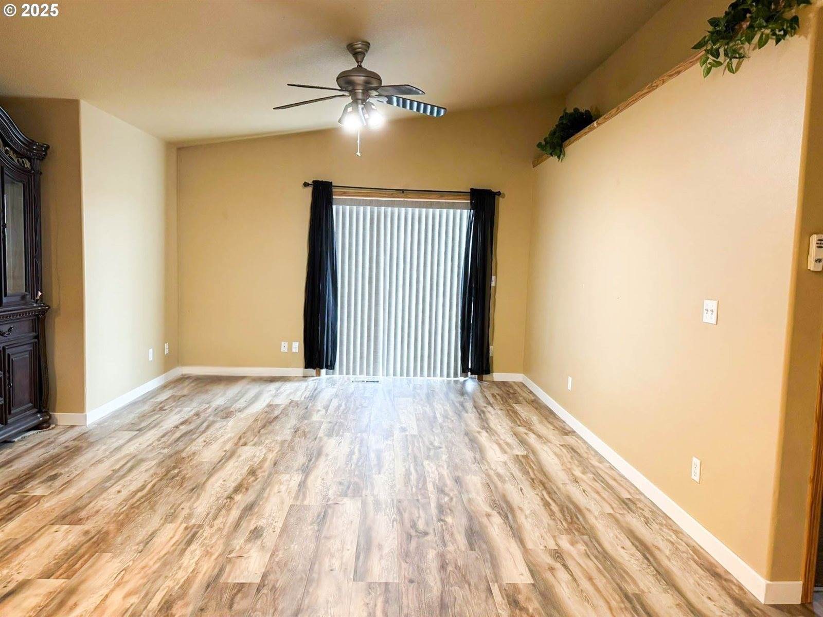 415 SE 8TH St, BattleGround, WA 98604