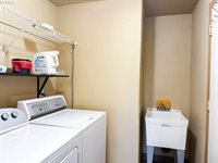 415 SE 8TH St, BattleGround, WA 98604