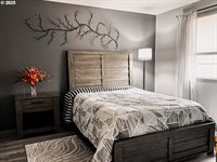 415 SE 8TH St, BattleGround, WA 98604