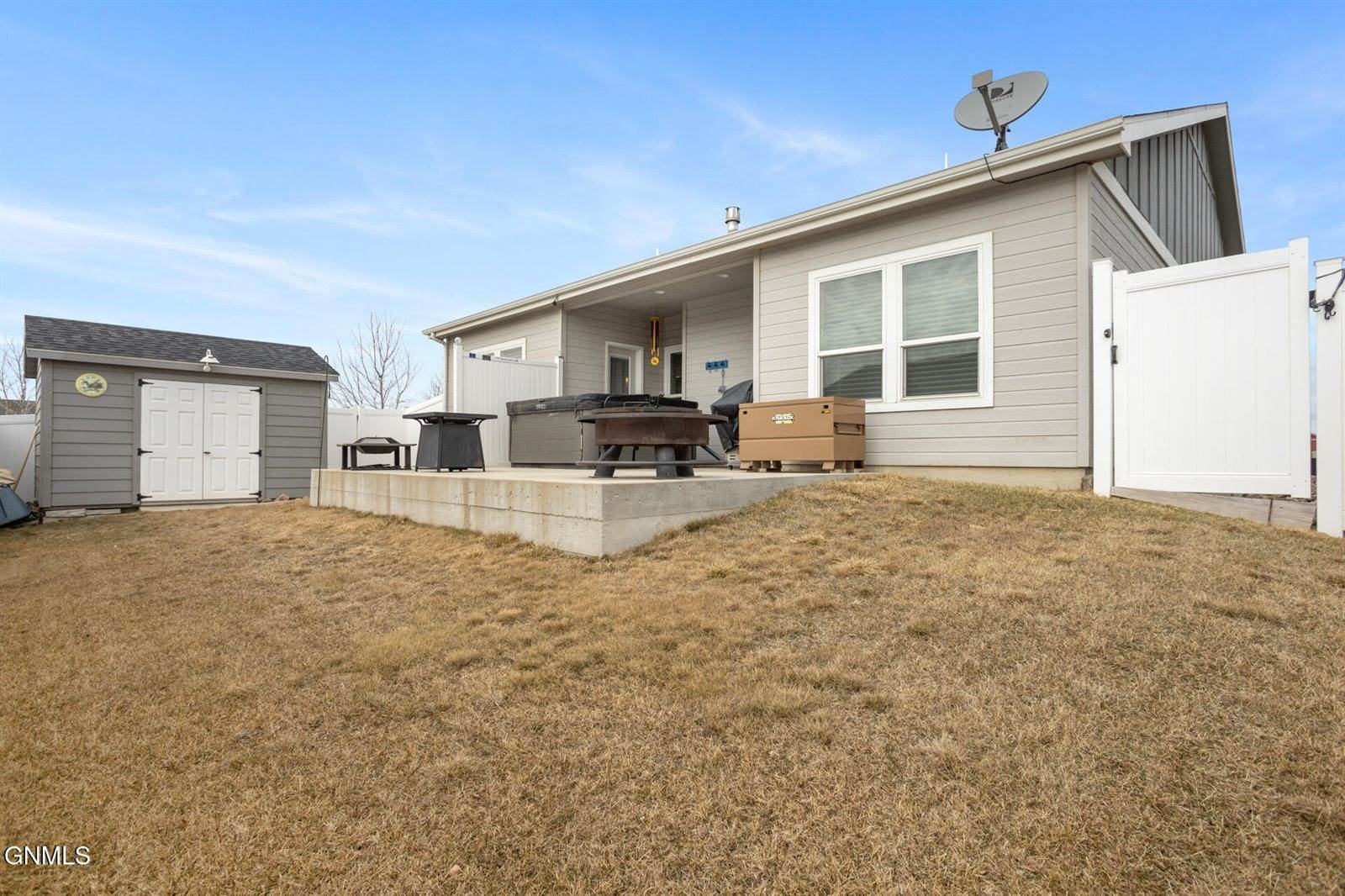 3425 34th Street West, Williston, ND 58801