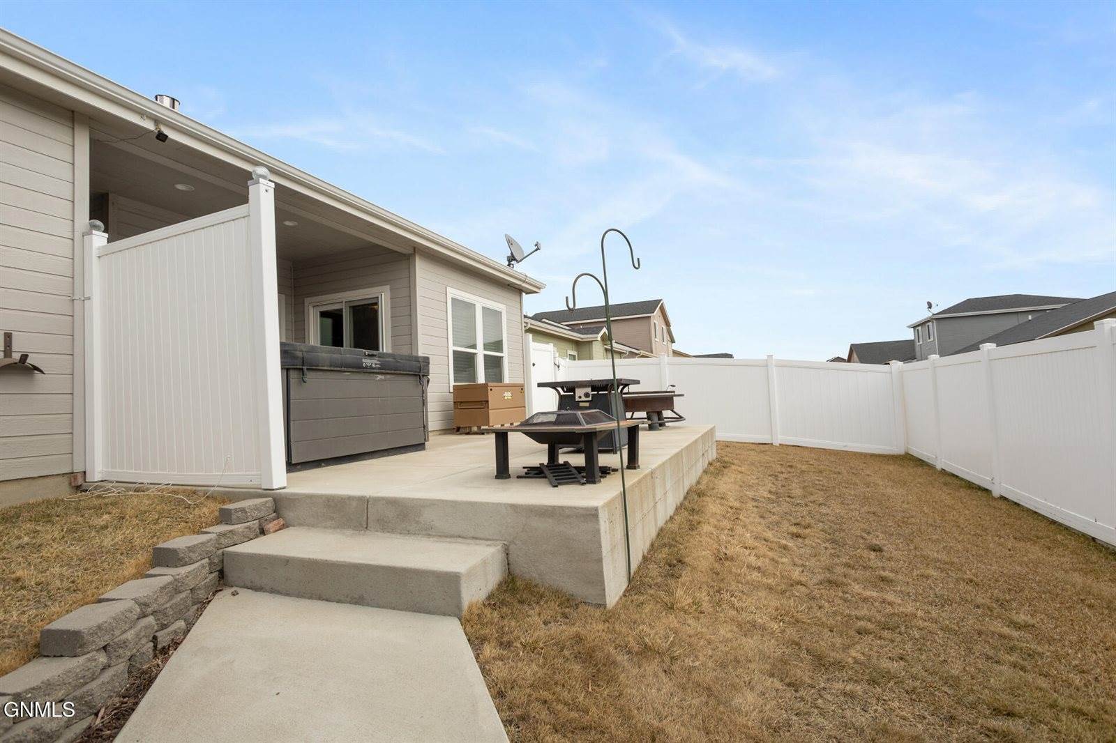 3425 34th Street West, Williston, ND 58801