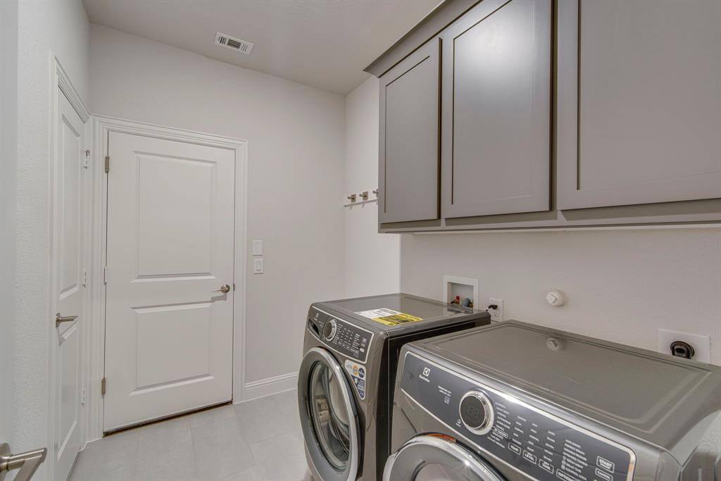 4402 Biscayne Drive, Midlothian, TX 76065
