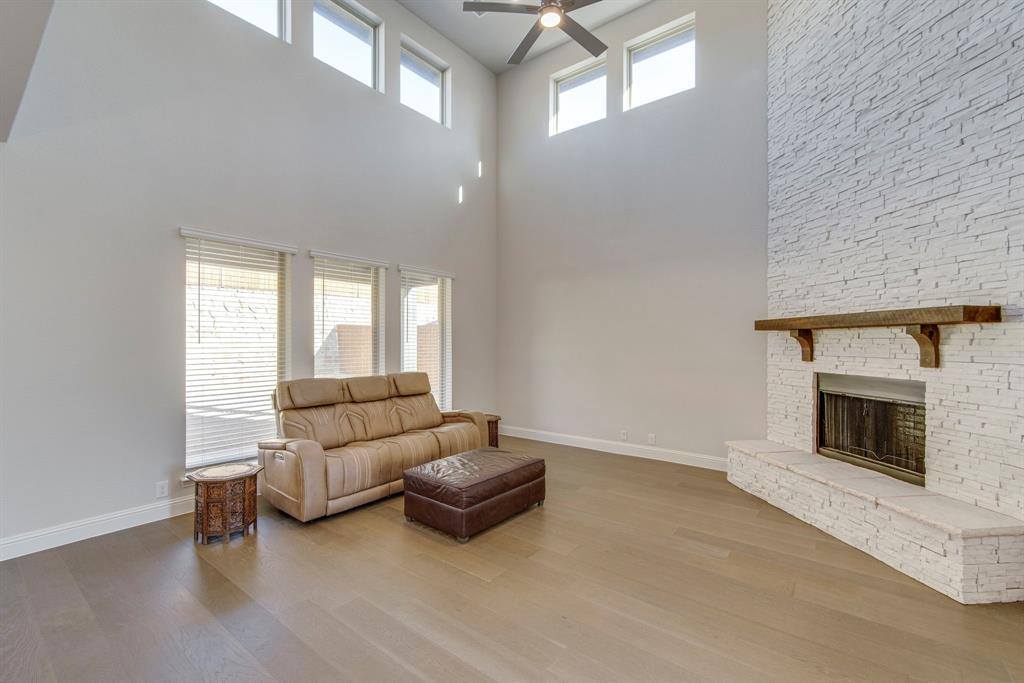 4402 Biscayne Drive, Midlothian, TX 76065