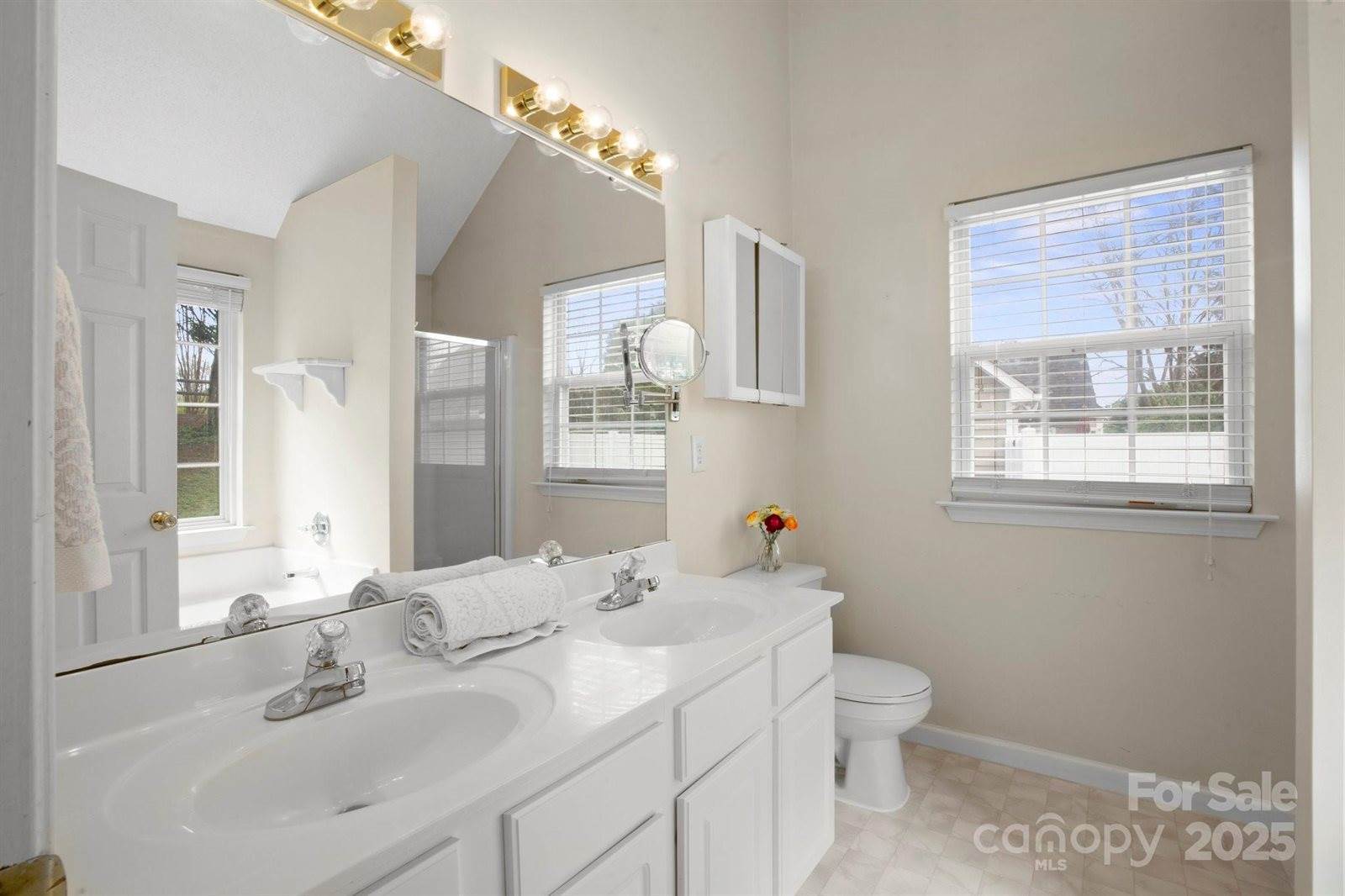 12424 Bravington Road, Huntersville, NC 28078