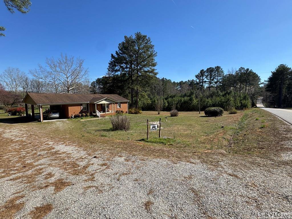 3720 Country Club Drive, Brodnax, VA 23920