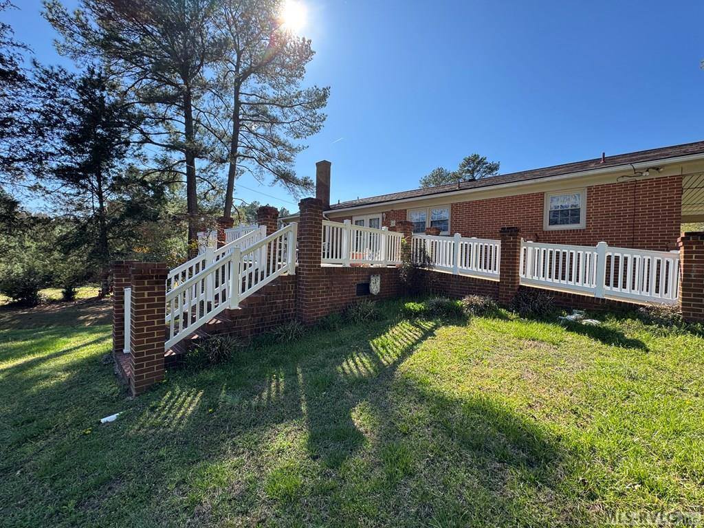 3720 Country Club Drive, Brodnax, VA 23920