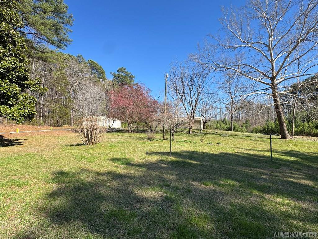 3720 Country Club Drive, Brodnax, VA 23920