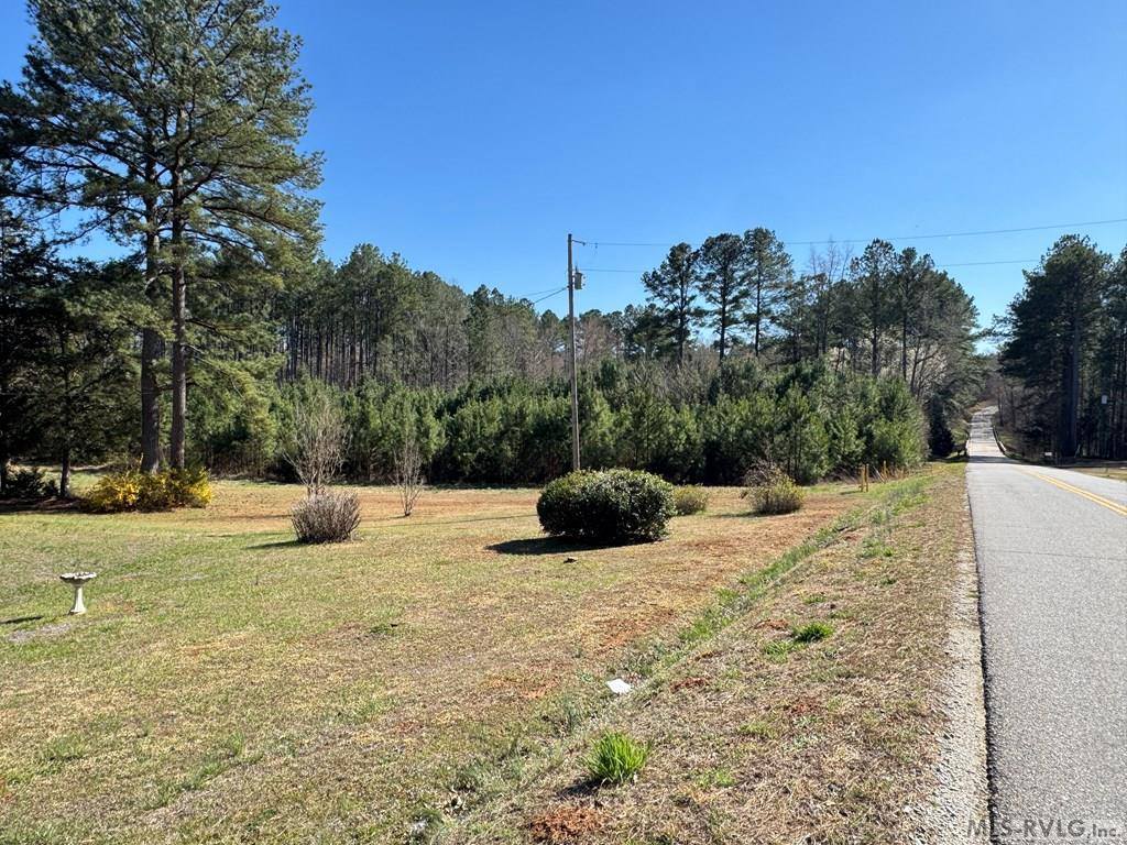 3720 Country Club Drive, Brodnax, VA 23920